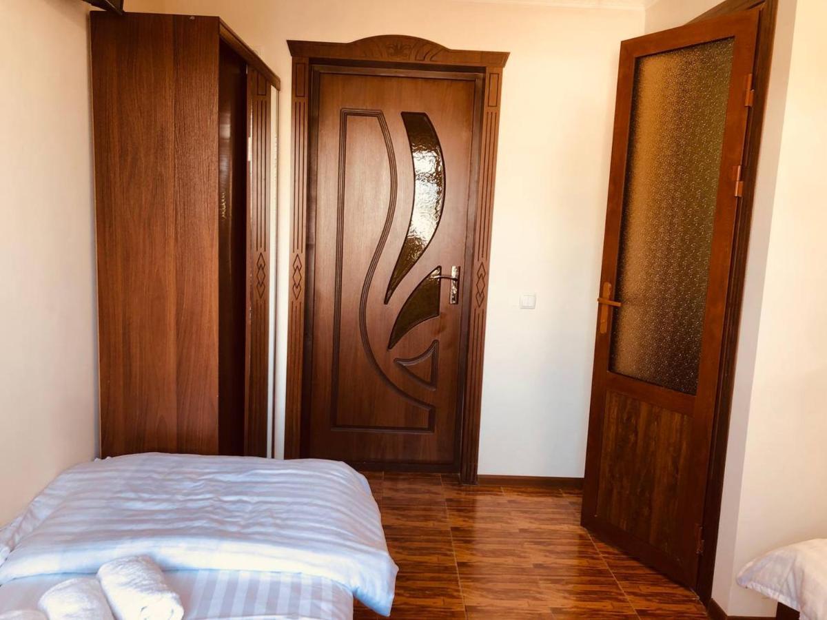 Hotel Mohina Samarkand Esterno foto